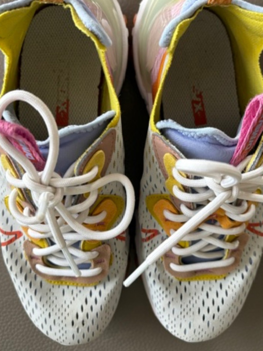 NIKE React Vision Women's sz 6 Pure platinum/Saffron light gray sneakers runners
